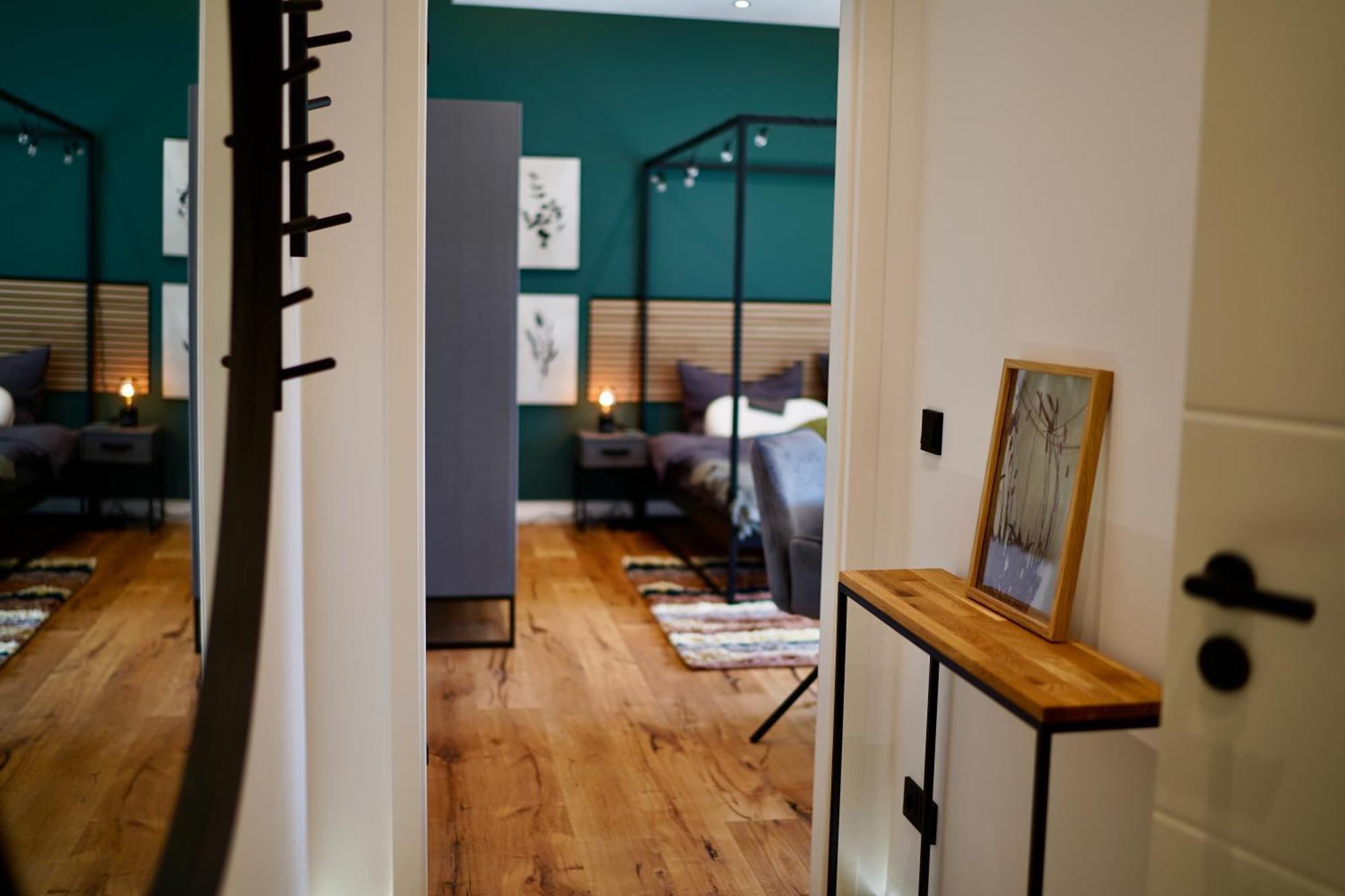 Edler Wohnraum Luxurioeses Studio Im Zentrum Mit Balkon, Kaffeevollautomat, Klima & Parkplatz Zwickau Exterior photo