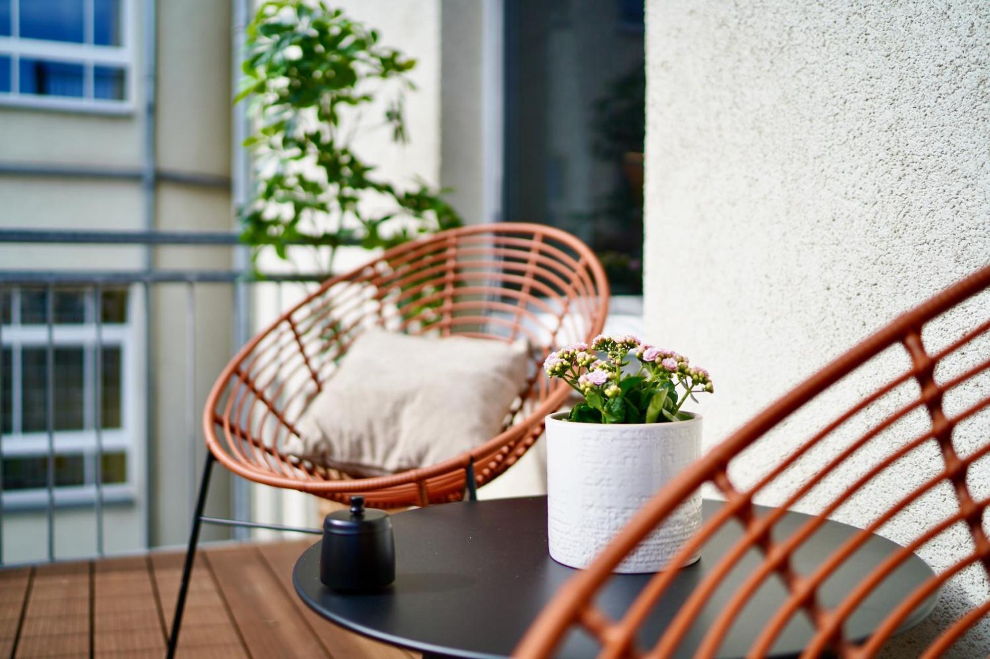 Edler Wohnraum Luxurioeses Studio Im Zentrum Mit Balkon, Kaffeevollautomat, Klima & Parkplatz Zwickau Exterior photo